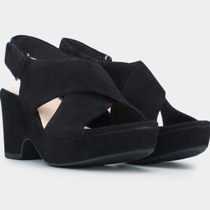 Clarks Maritsa Lara Platforms Suede